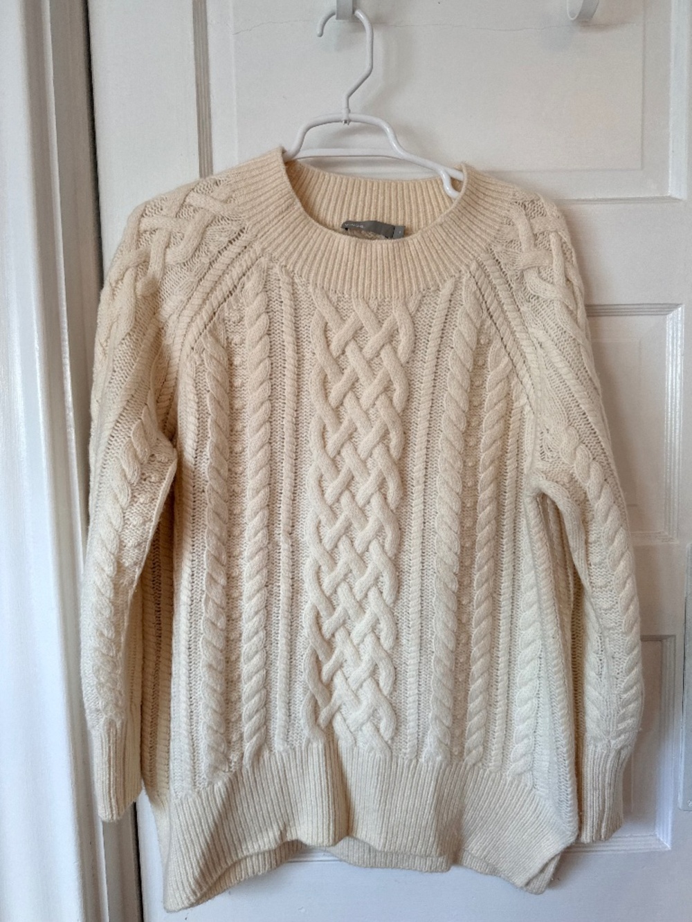 Vince. Womens oversized sweater size XS